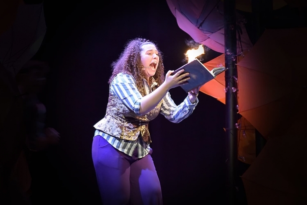 Mar Martí en un moment de l'espectacle | Cedida Mar Martí en un moment de l'espectacle | Cedida