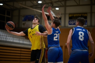 Amb 24 punts, Pol Latorre va ser el millor dels groc-i-negres.