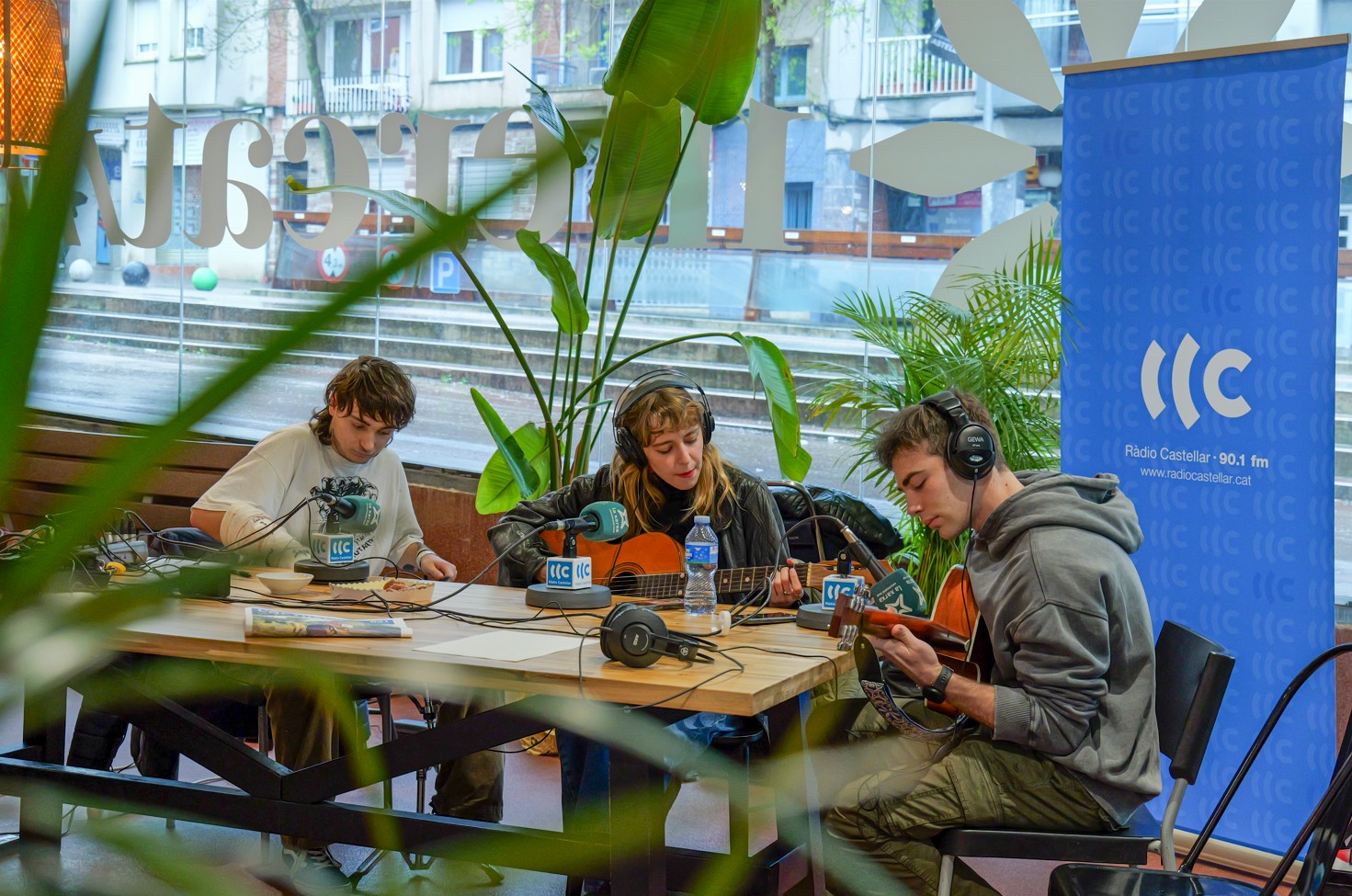 El grup Monday en l'actuació en directe.