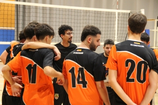 Marc Llamas amb l'equip masculí en un partit aquesta temporada | O.Ferran