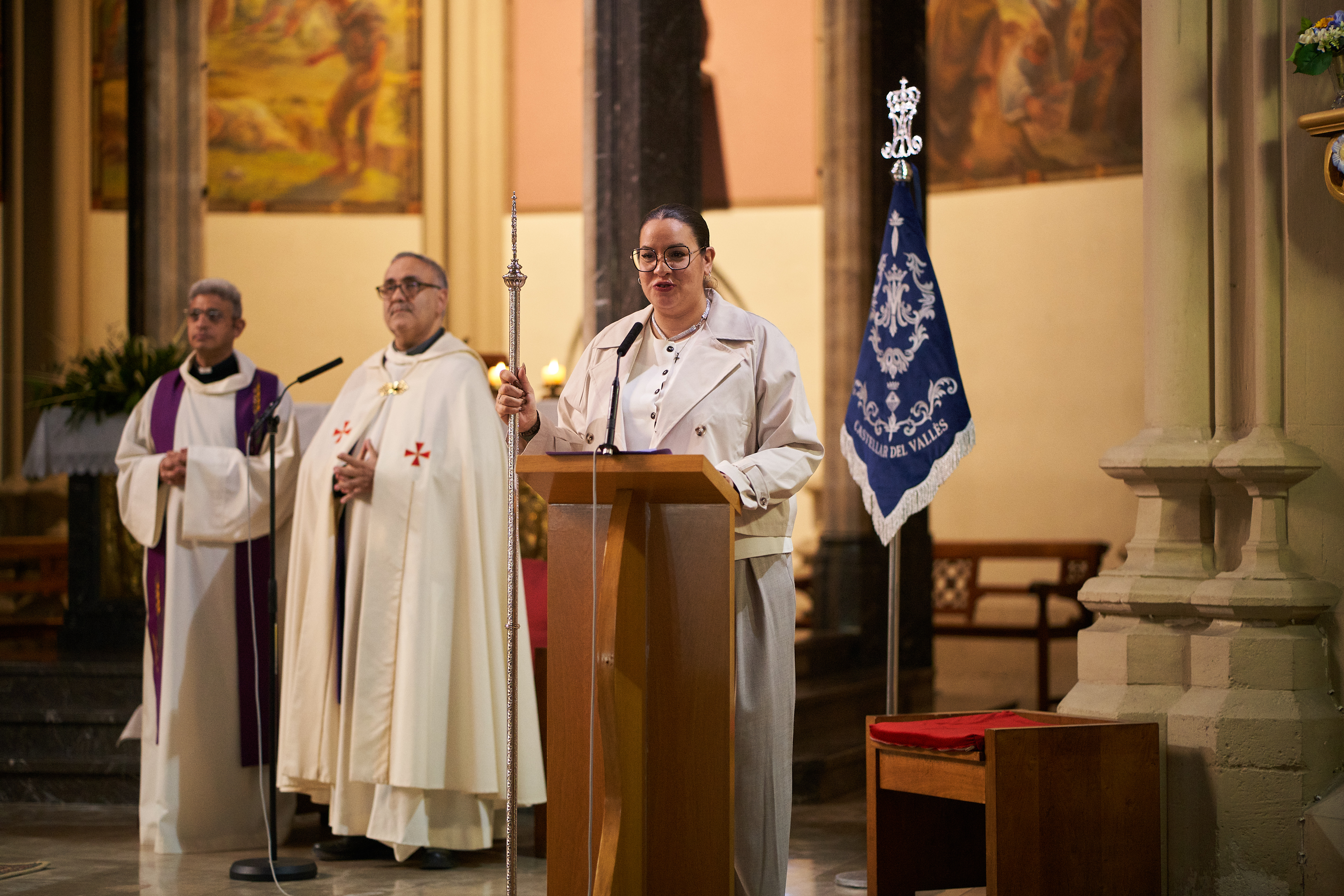 Moment dels parlaments a la benedicció rociera. ||Q. P.