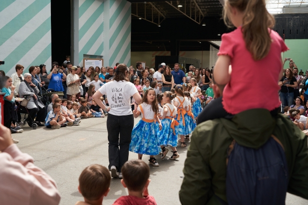 La Marató va comptar amb la participació d'entitats de cultura popular com el Ball de Gitanes