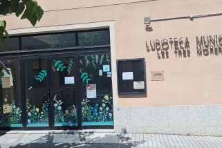 Entrada de la ludoteca municipal Les 3 Moreres