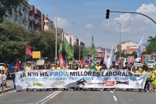 10.000 docents vallesans, segons l'organització, s'han manifestat a Sabadell.