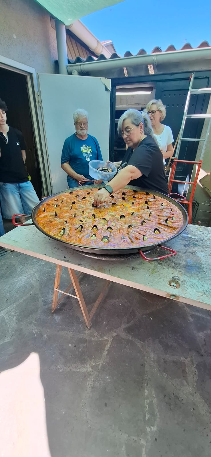 Arròs d'inici de temporada del Grup Pessebrista de Castellar. || CEDIDA Arròs d'inici de temporada del Grup Pessebrista de Castellar. || CEDIDA