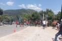 Moment de la traca final de la Víbria per acomiadar el castellarenc Dídac Prat Galí. A la dreta, el seu germà Joan. || M. A.