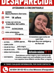 Cartell on s'anuncia la desaparició de la jove Cartell on s'anuncia la desaparició de la jove
