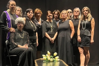 Intèrprets de l’obra ‘Un funeral de mort’, que s’estrena a l’Ateneu. || CEDIDA