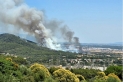 Imatge de les flames des del cementiri de Castellar ||Toni Seguí