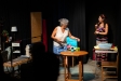 Un moment de Veïnes’, un espectacle de L'Alcavot representat per les dues actrius locals Rosa Estévez i Dolors Ruiz  ||Q. Pascual