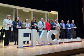 Anna Riera, quarta per la dreta amb el reconeixement de la FMC. ||  cedida